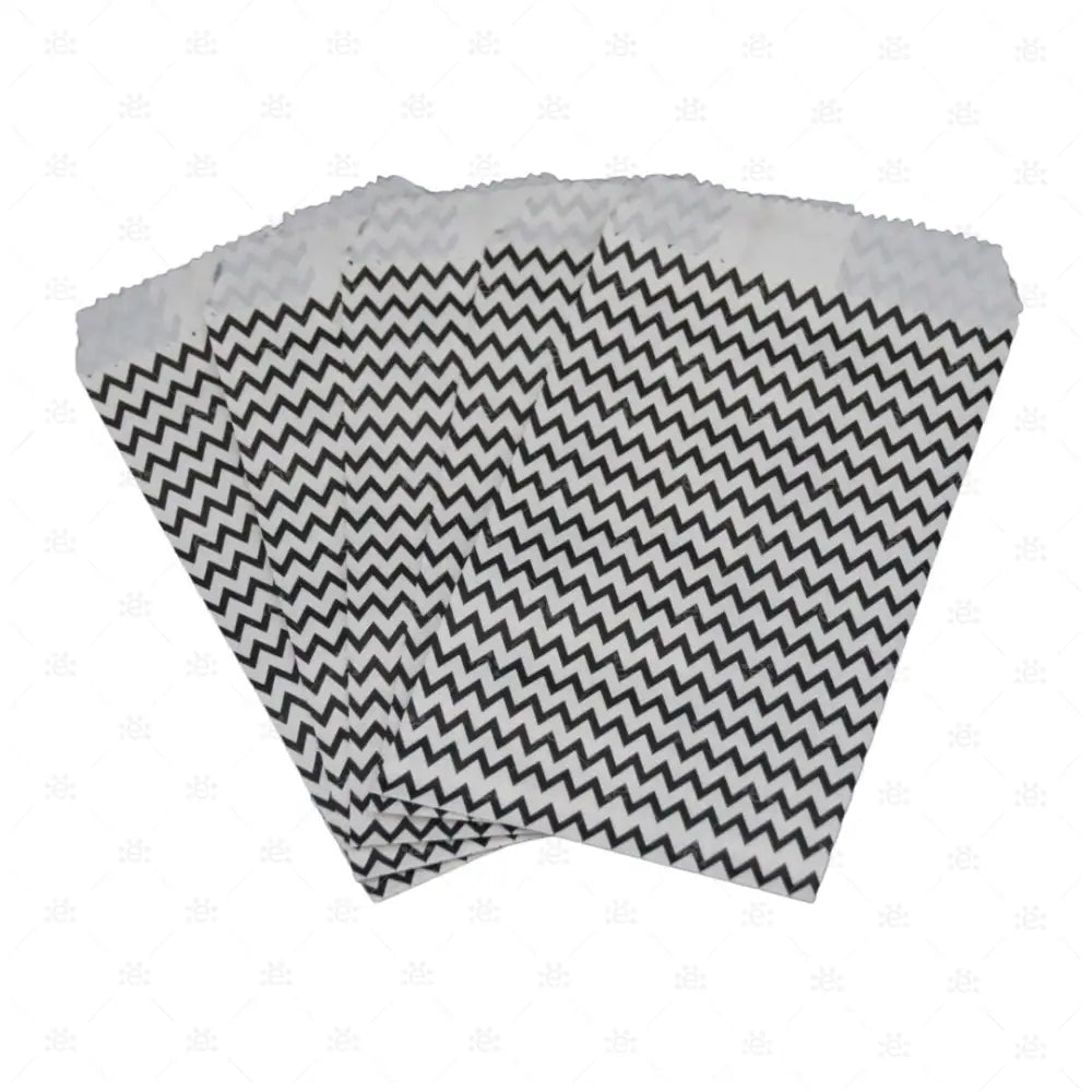 Papiersäckli schwarz Zickzack 5 x 15cm (5er Pack)